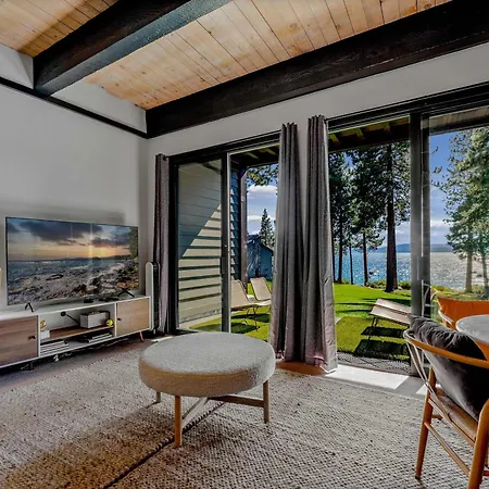 Lake Tahoe Vacation Rental W Patio & Pool Access